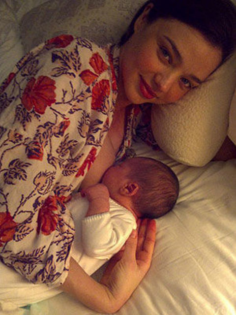 miranda kerr baby name. Miranda Kerr breastfeeding